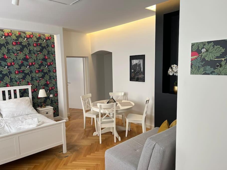 Gemuetliches Und Modernes Apartment,44 M² Вена Экстерьер фото