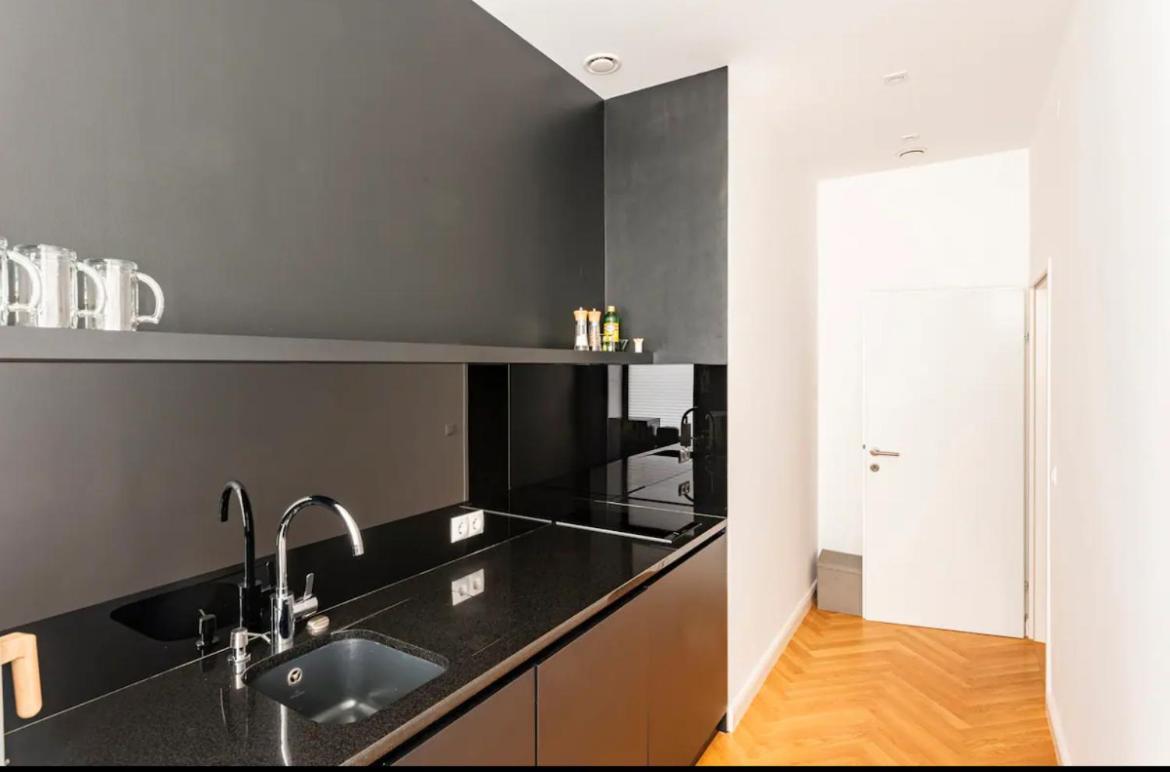 Gemuetliches Und Modernes Apartment,44 M² Вена Экстерьер фото